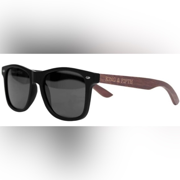 King & Fifth Other - PreOwned Sold Out King & Fifth Wayfarer The Harrison 2019.